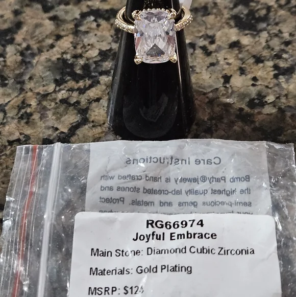 Bomb Party RG66974 "Joyful Embrace" Diamond Cubic Zirconia Sz 5 - Picture 5 of 5